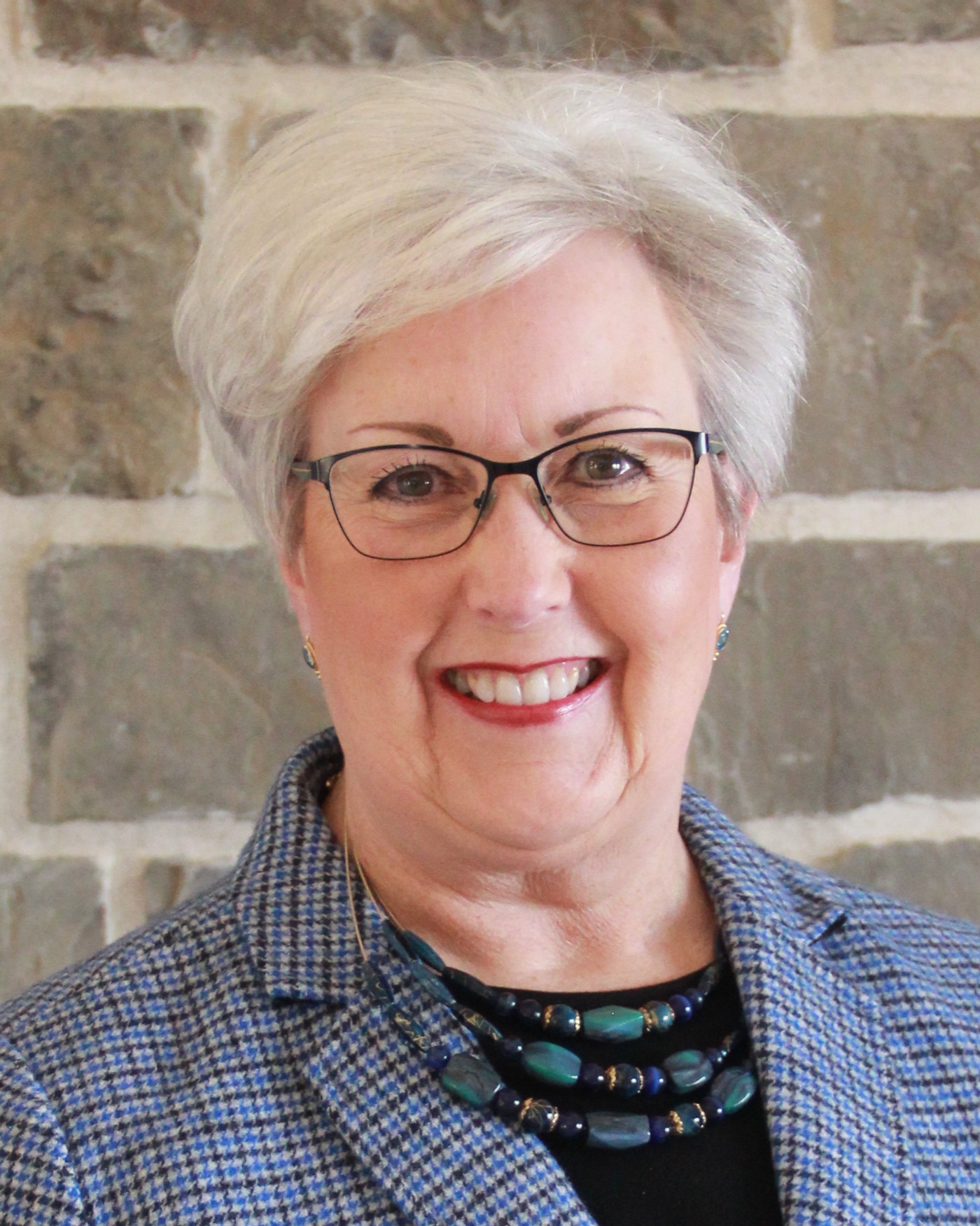 2026 - Valerie Thompson, 1400x1751 Image